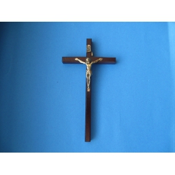 Krzyż drewniany ciemny brąz na ścianę 15,5 cm